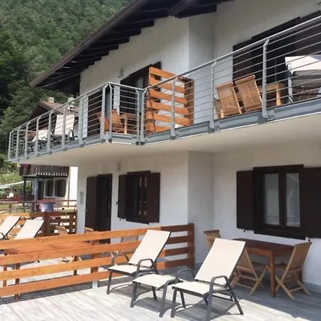 Seia Mountain Wellness Apartmán *